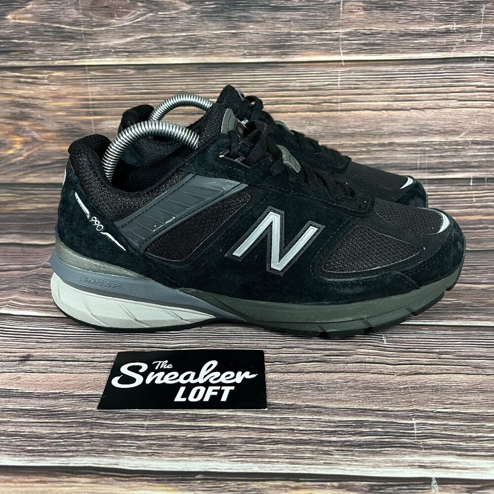 New Balance 990 v5 Women's Black‎ Athletic Shoes